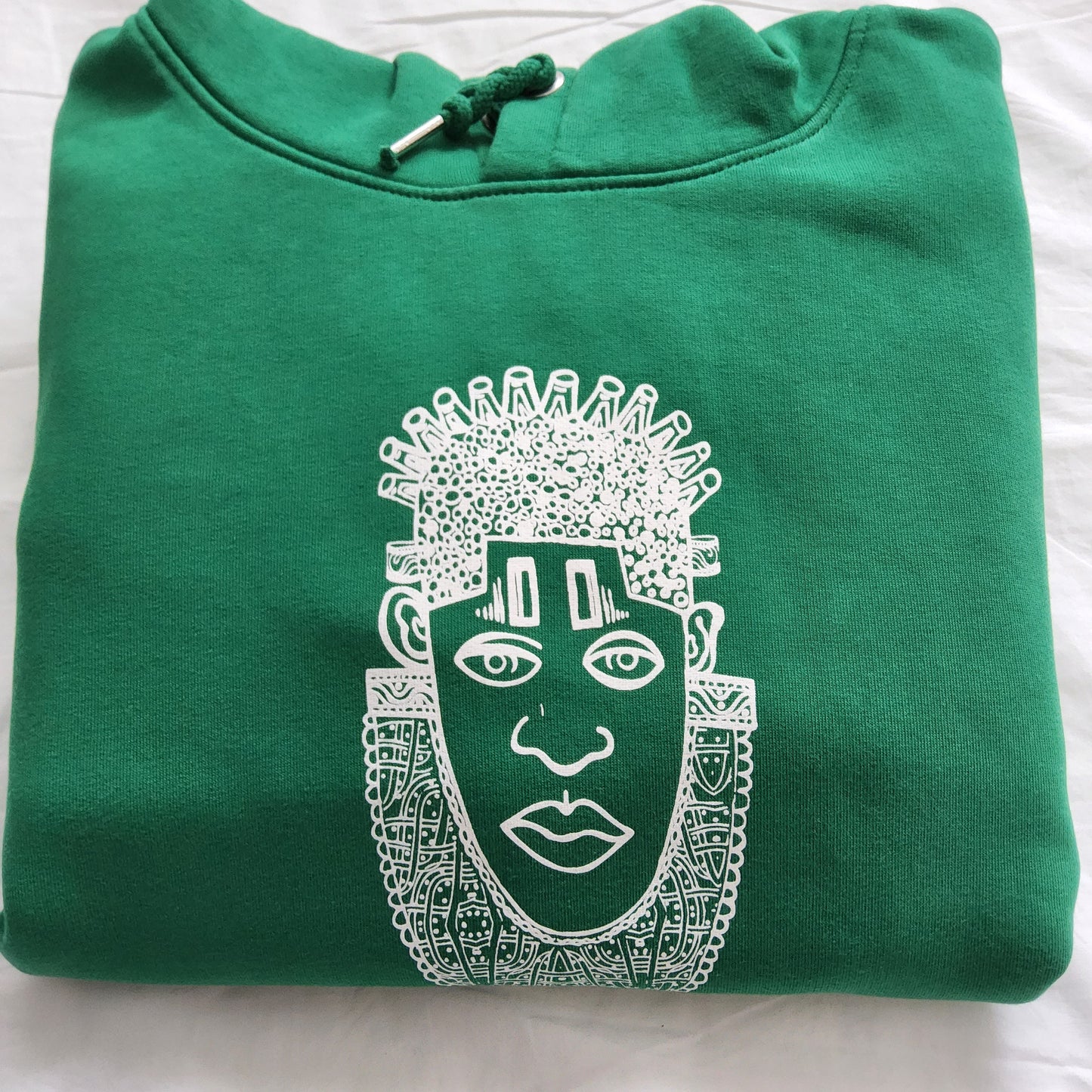 IDIA AFRICAN INSPIRED HOODIE-WHITE ART ON GREEN SWEATSHIRT